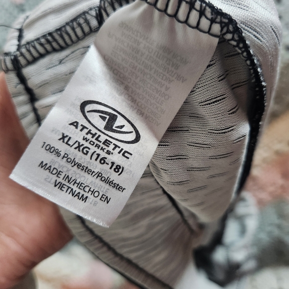 Athletic Works Black Running Shorts with Subtle Pinstripe - Picture 2 of 4